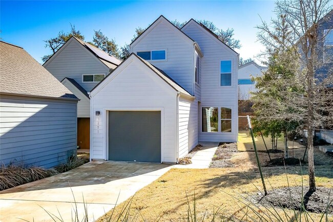 Building Photo - 3211 Aldwyche Dr