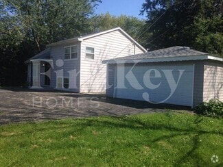Building Photo - 12865 W Highland Ave