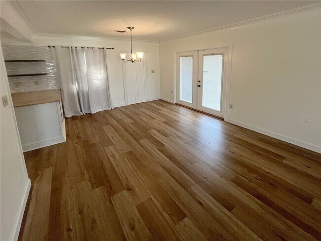 Foto del edificio - 5908 Murdock Ave