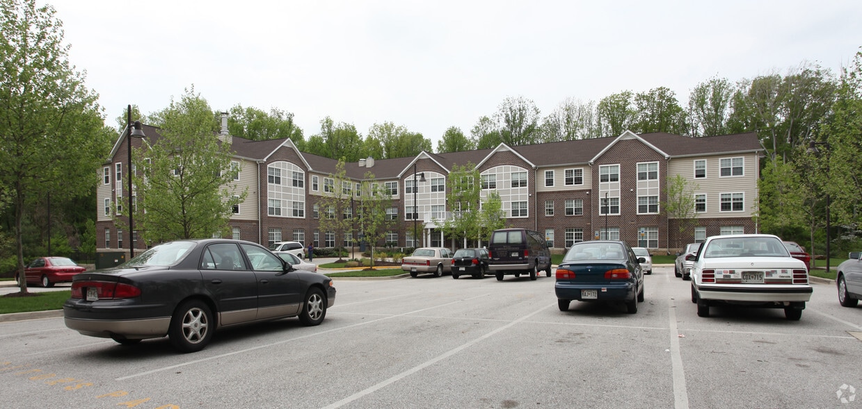 Primary Photo - Arlington Estates Apartments