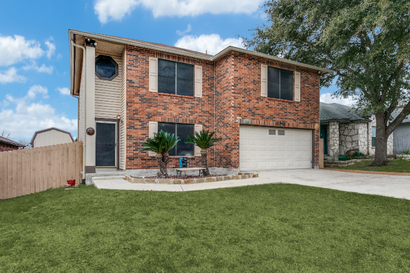 Foto principal - 8022 Falcon Meadow Dr