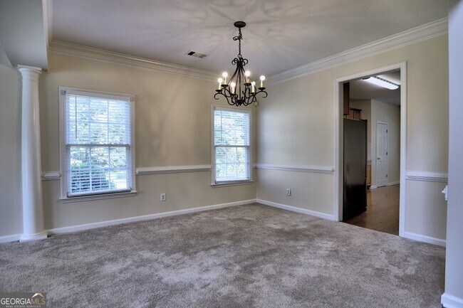 Building Photo - 2311 Ravinia Ct NE
