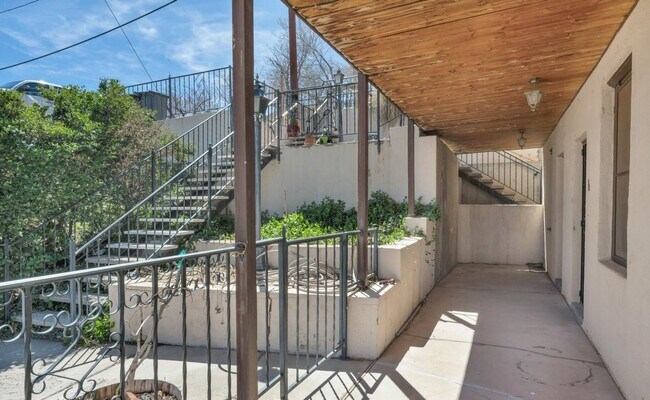 Foto del edificio - 3 Bedroom 1 Bath Apartment In Jerome conta...