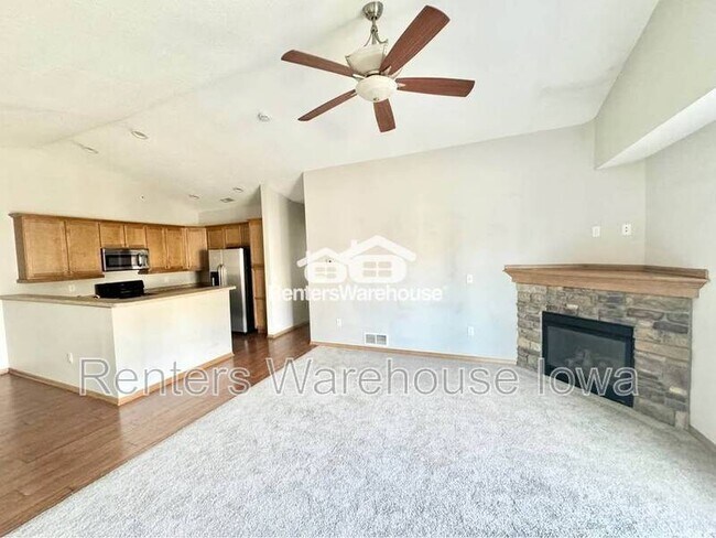 Foto del edificio - 2000 Meadow Ct