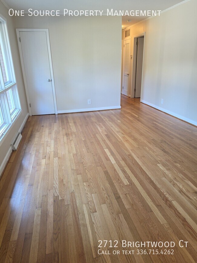 Foto del edificio - 2712 Brightwood Ct