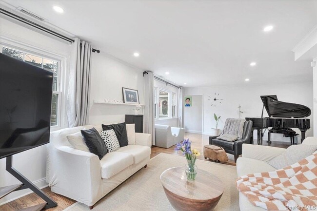 Foto del edificio - 75 Oakland Ave