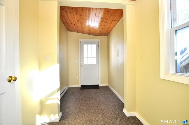 Foto del edificio - 48 Claire Hill Rd