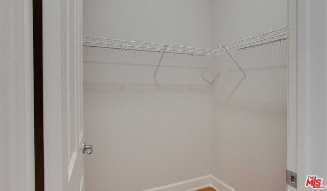 Building Photo - 340 Hauser Blvd