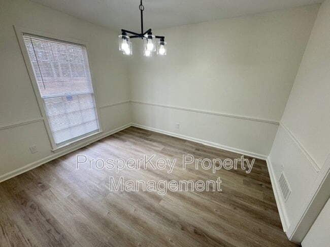 Building Photo - 3736 Winkfield Pl
