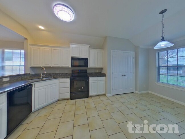 Foto del edificio - 804 Rambling Ct