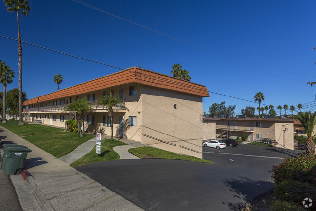 Mohawk Gardens Apartments La Mesa Ca Apartments Com