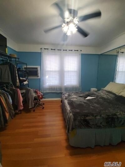 Foto principal - 51-52-5148 48th St