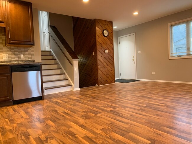 Building Photo - 1208 Inverrary Ln