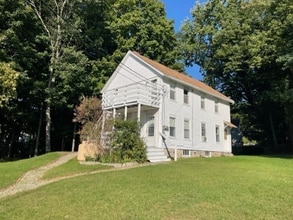 Building Photo - 1664 Main St Building Photo - 1664 Main St