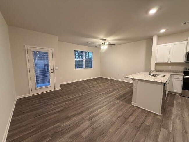 Foto del edificio - 3 Bedroom, 2.5 Bathroom- Townhouse in Armuchee!!