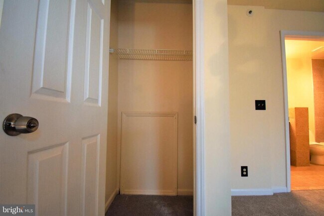 Foto del edificio - 5821 Inman Park Cir