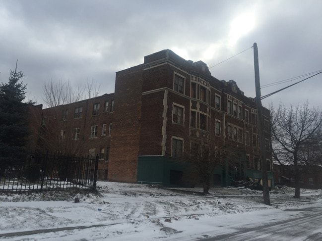 Side of Building - 3295 Rochester St