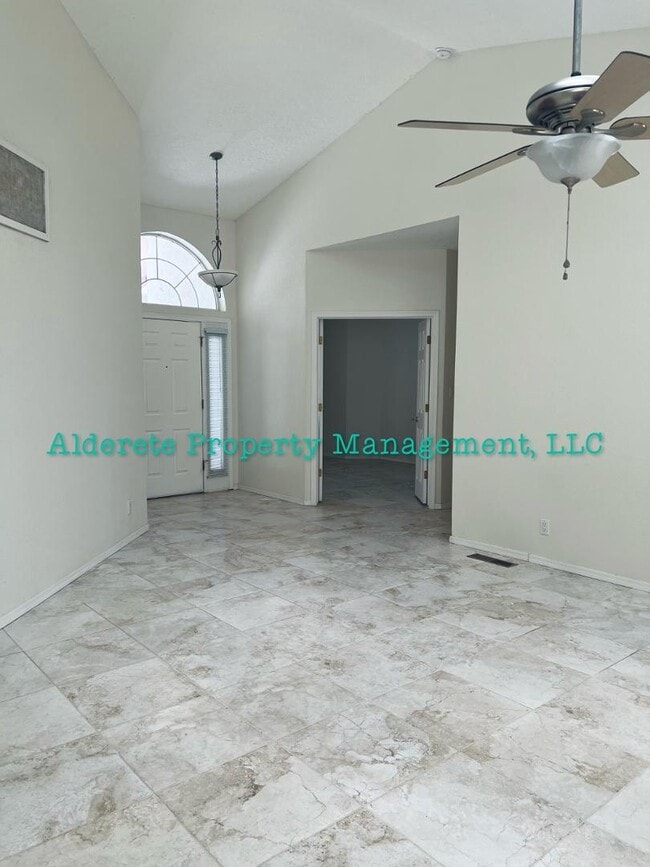 Building Photo - 1511 Mimbres Canyon Pl NE