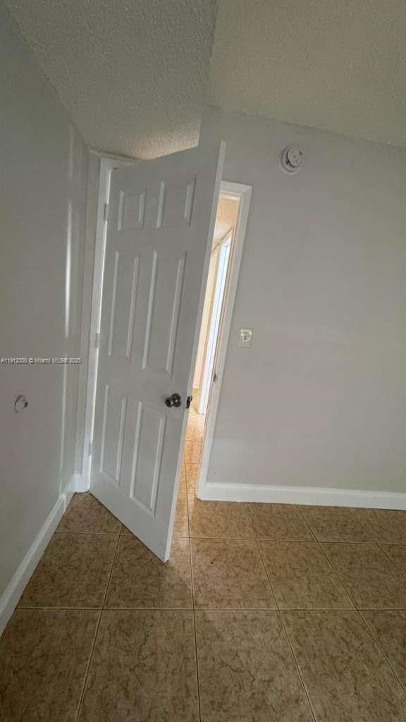 Foto del edificio - 306 Gardens Dr