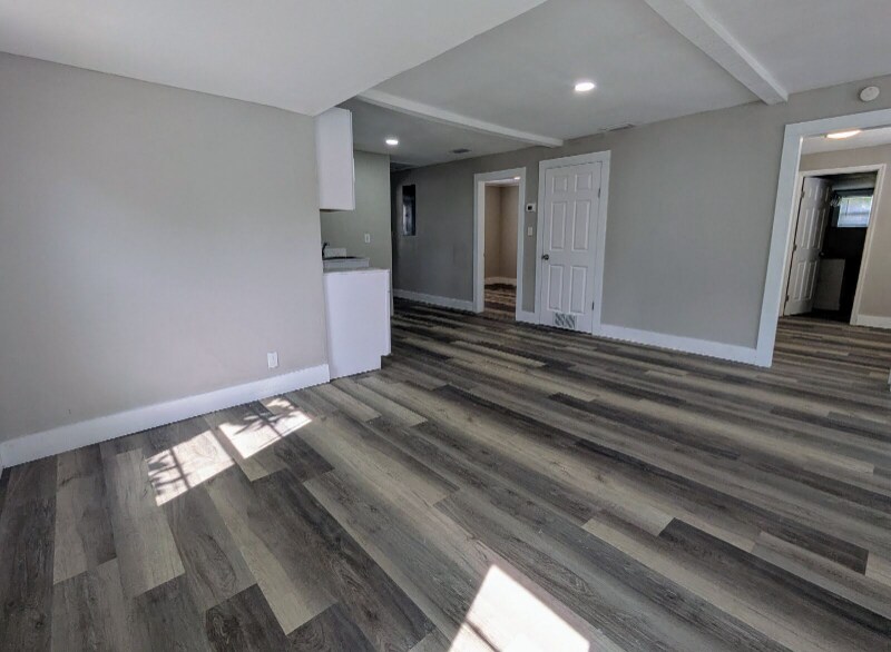 Foto principal - 222 9th St S