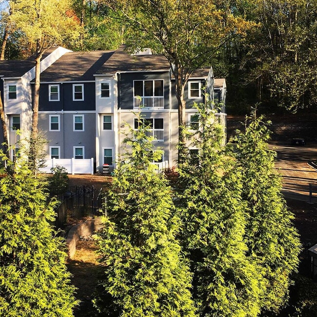 The Reserve at Ridgewood Apartments 7100 Roswell Rd Sandy Springs, GA