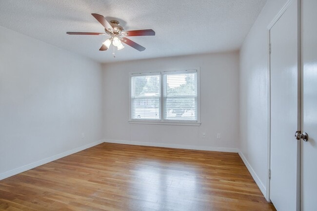 Foto del edificio - Pre leasing for fall 2026! 4/2 in Tech Terrace