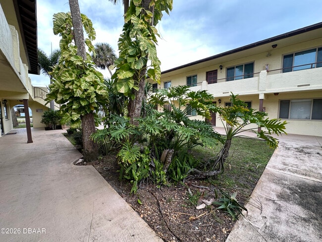 Foto del edificio - 400 Oakridge Blvd