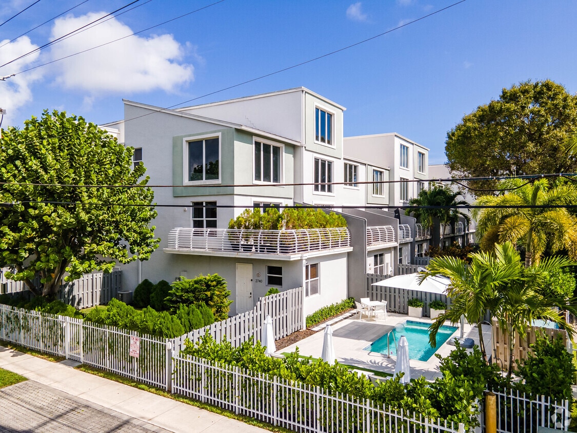 Lofts of Wilton Manor Apartments in Wilton Manors, FL