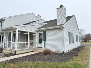 Building Photo - 400 Franklin St