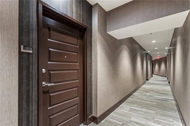 Building Photo - 1080 Peachtree St NE