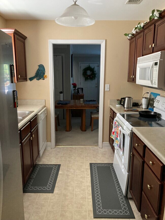 Foto del edificio - 231 Littleton Way