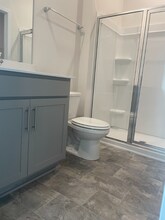 Building Photo - 256 Blue Vly Ct