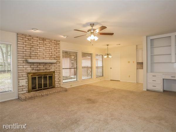 Building Photo - 3018 Falling Brook Dr