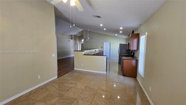 Foto del edificio - 180 Laurel Ridge Pass