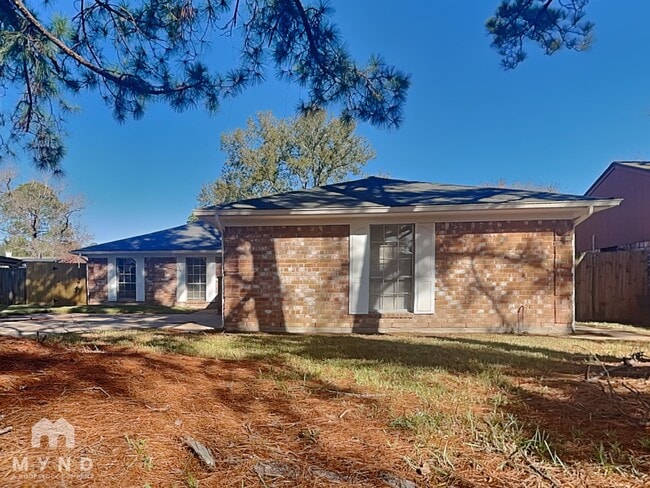 Building Photo - 15803 Mill Point Dr