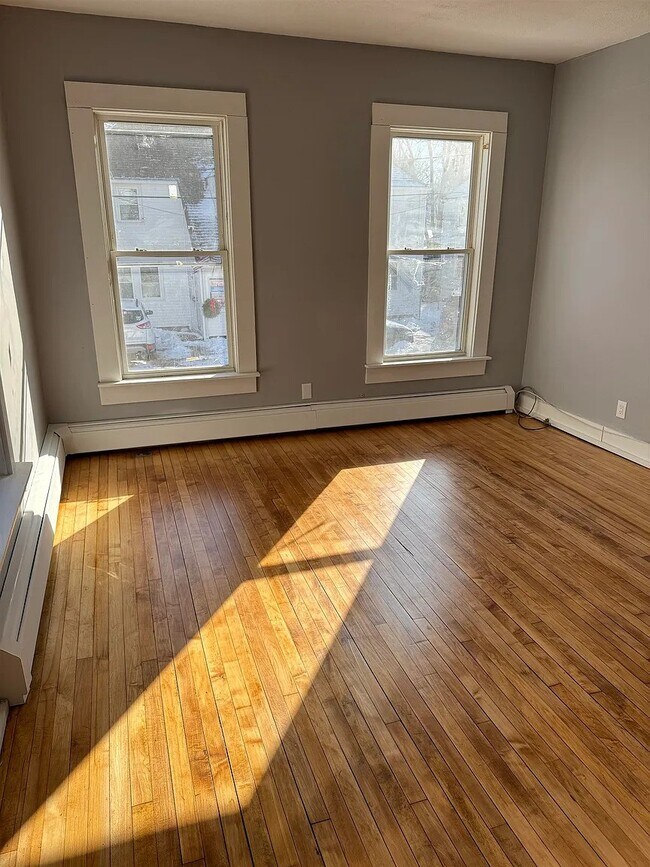Living room - 13 Water St
