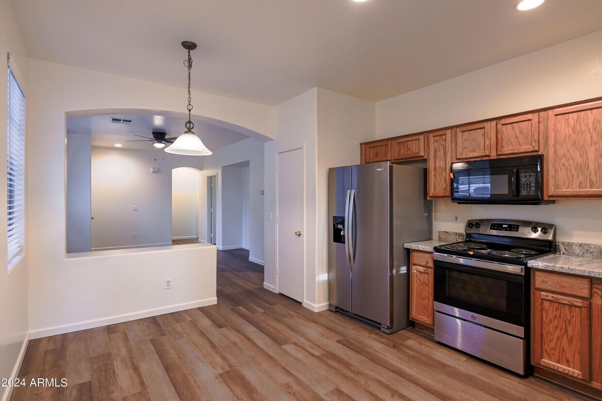 Building Photo - 12788 N 88th Dr