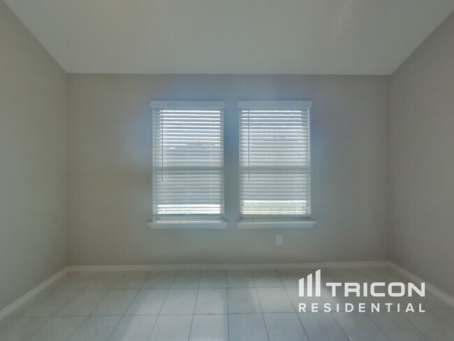 Foto del edificio - 921 Horton St