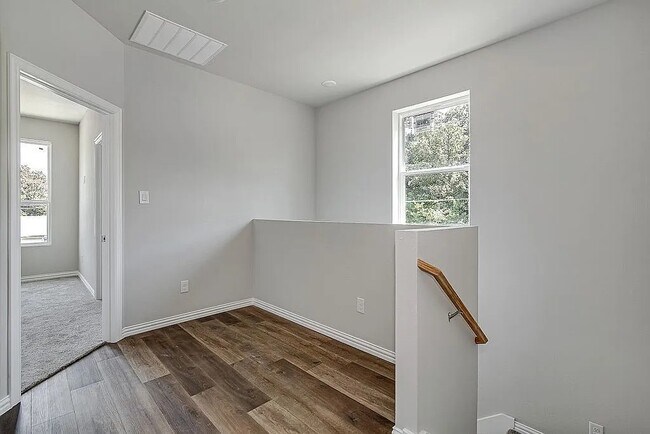 Building Photo - eastland