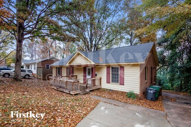 Foto del edificio - 4901 Delivau Dr