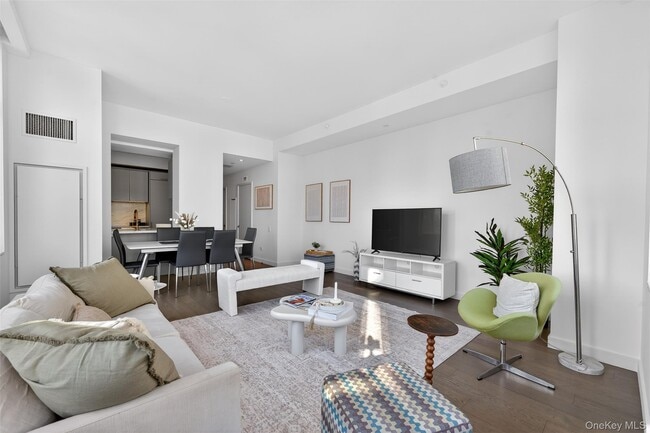 Foto del edificio - 305 E 51st St