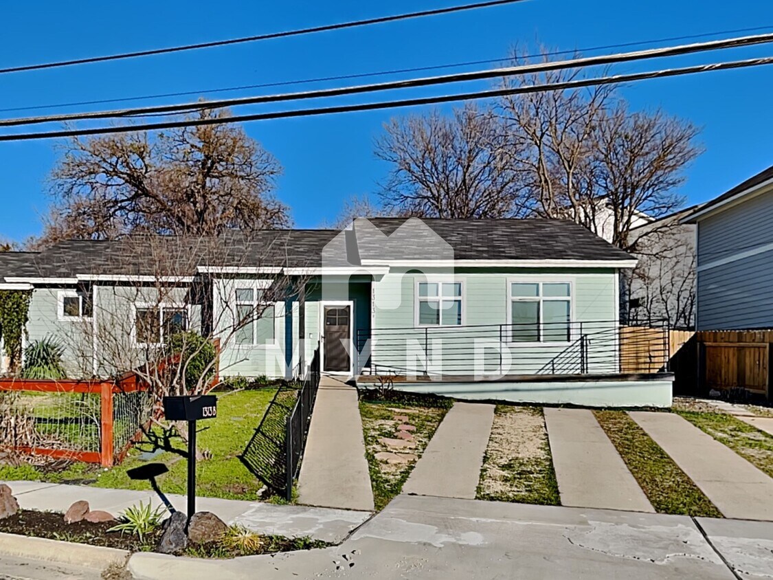 Primary Photo - 1313 Fort Branch Blvd Unit B