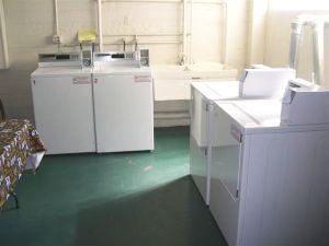 Laundry Facilities - Kilbourn Apartments