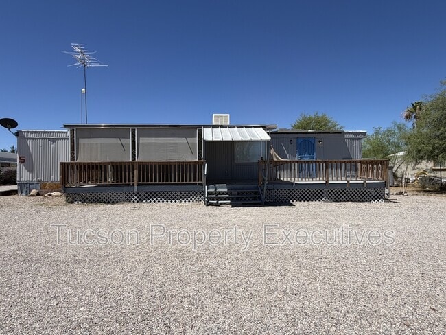 Building Photo - 4580 E Rex St