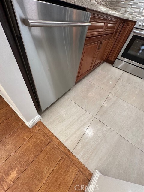 Foto del edificio - 663 Ivy St