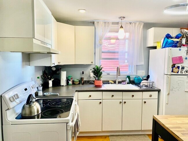 Foto del edificio - 135 Central St