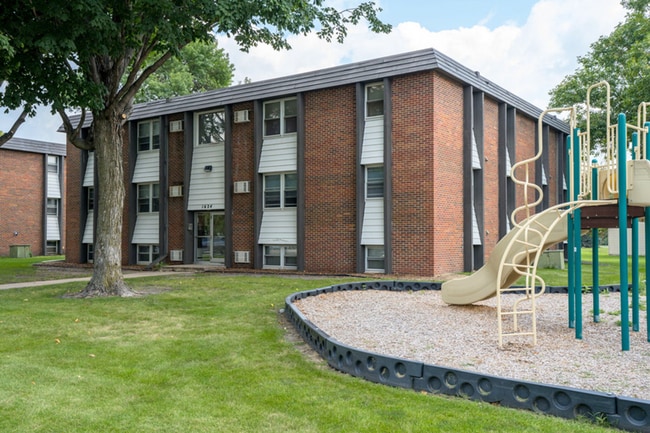 Interior Photo - Colony Court Apartments