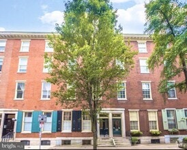 Building Photo - 1716 Pine St