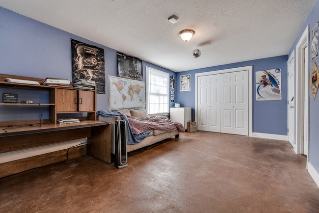 Foto del edificio - 905 W 30th St