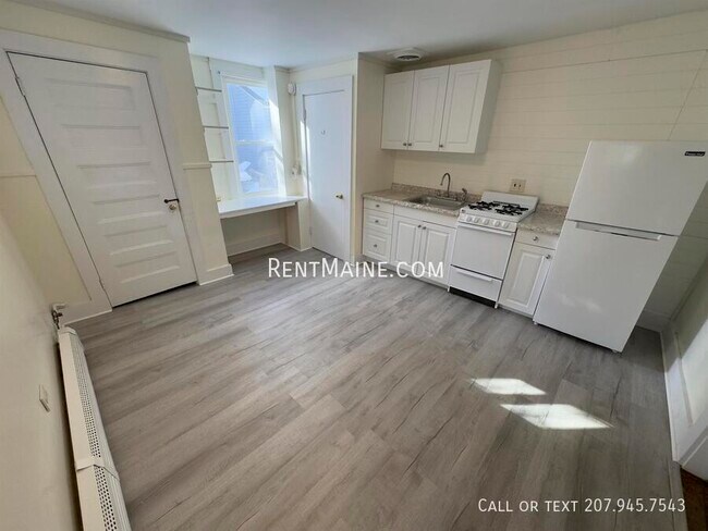 Foto del edificio - 200 Center St